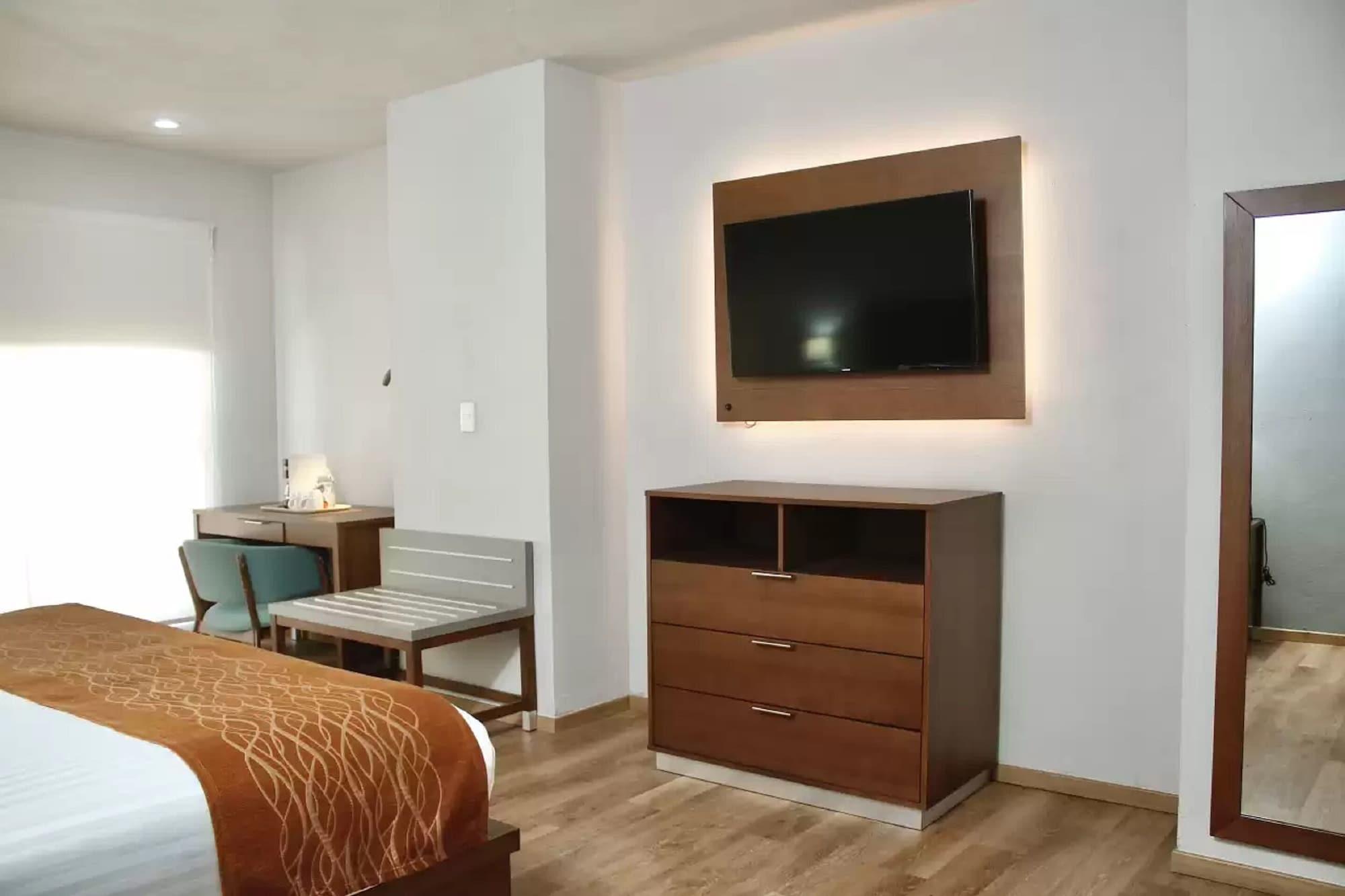 Comfort Inn Monterrey Valle San Pedro Garza Garcia Zewnętrze zdjęcie