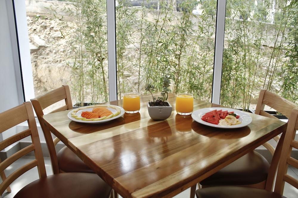 Comfort Inn Monterrey Valle San Pedro Garza Garcia Zewnętrze zdjęcie
