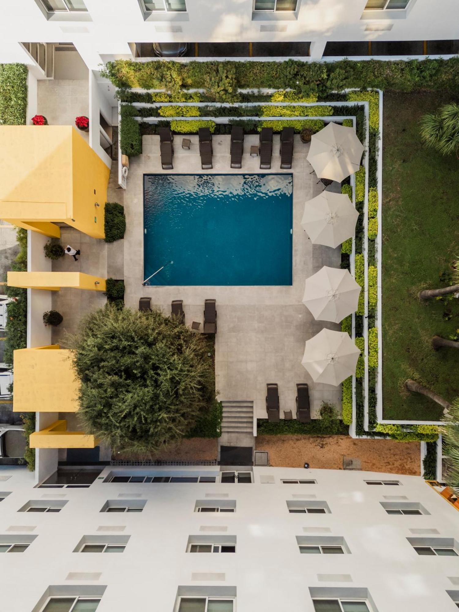 Comfort Inn Monterrey Valle San Pedro Garza Garcia Zewnętrze zdjęcie